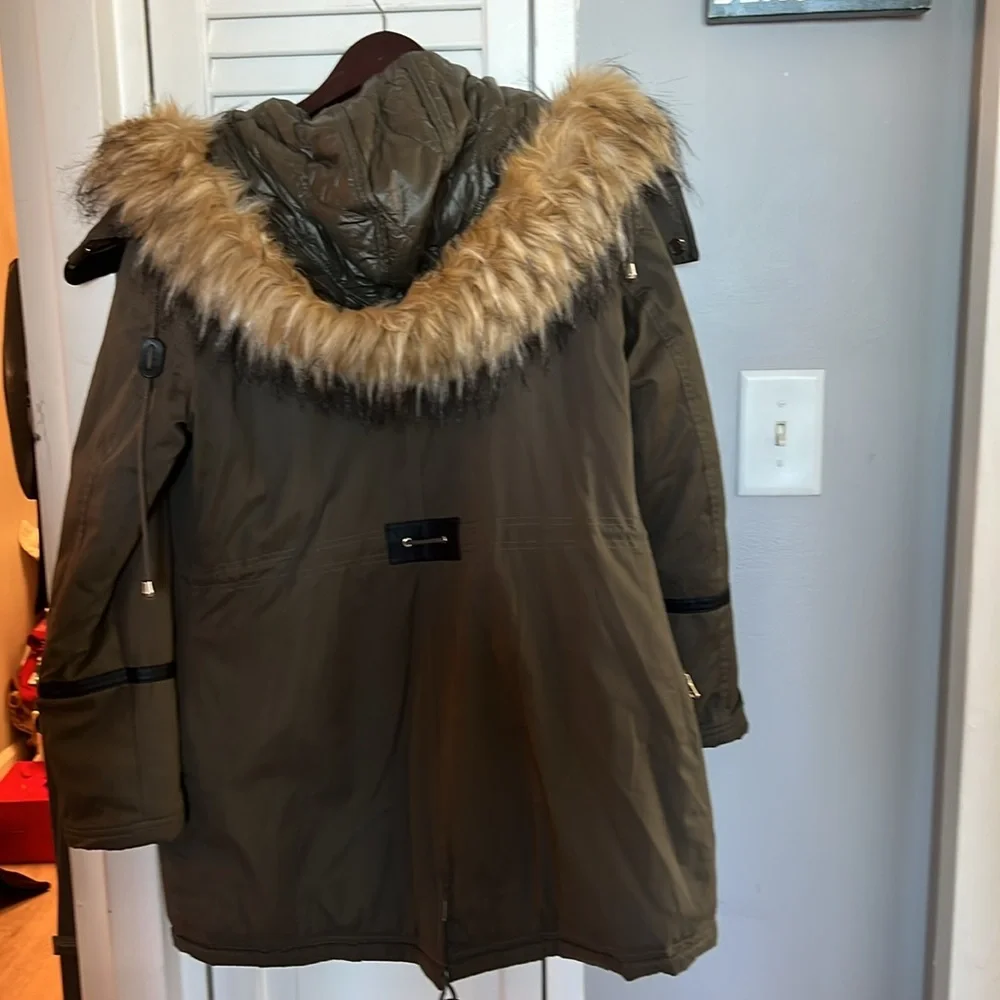 Use good condition - Picture 2 of 2